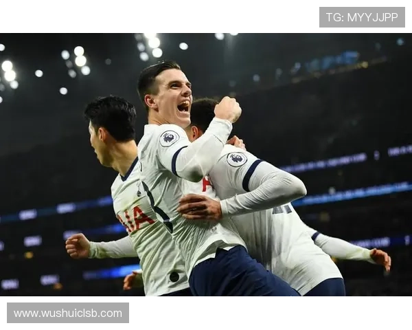 天空：热刺求购罗伯逊欧冠经验